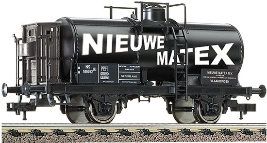 Tank car with brakemans cabin "Nieuwe"<br /><a href='images/pictures/Fleischmann/543901.jpg' target='_blank'>Full size image</a>